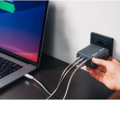 GAN CHARGER 4 PORT 200W