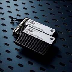 SSD Enterprise DC3000ME U.2 PCIe 5.0 NVMe 3.84TB con crittografia