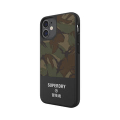 SUPERDRY - Cover in TPU+Policarbonato flessibile anti-urto con intarsiatura in tela colore mimetico verde compatibile con Apple iPhone 12 Mini