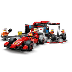 PITSTOP E MECCANICI CON MONOPOSTO FERRARI F1®