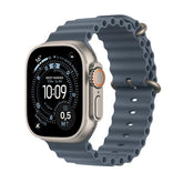 Apple Watch Ultra 3 GPS + Cellular, Cassa 49 mm in titanio naturale con Cinturino Ocean blu salmastro