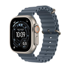 Apple Watch Ultra 3 GPS + Cellular, Cassa 49 mm in titanio naturale con Cinturino Ocean blu salmastro