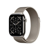 Apple Watch Series 11 GPS + Cellular, Cassa 42 mm in titanio naturale con Loop in maglia milanese naturale