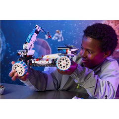 Veicolo spaziale rover lunare Lunar Outpost™