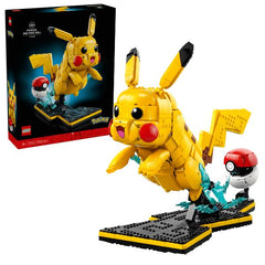 Pikachu e Poké Ball