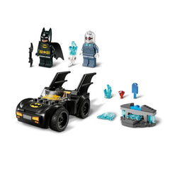 BATMAN™ E BATMOBILE™ CONTRO MR. FREEZE™