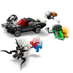 SPIDER-MAN CONTRO MUSCLE CAR DI VENOM