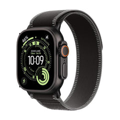 Apple Watch Ultra 3 GPS + Cellular, Cassa 49 mm in titanio nero con Trail Loop nero/cenere - M/L