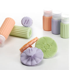 MUITOMAS - Kit flaconcini da viaggio e spazzola viso lilla