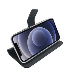 WALLY - Custodia a libro in pelle sintetica con chiusura flap magnetico, slot per carte e funzione stand colore nero compatibile con Apple iPhone 13
