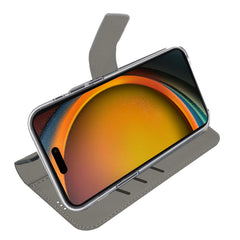 WALLY - Custodia a libro in pelle sintetica con chiusura flap magnetico, slot per carte e funzione stand colore sabbia compatibile con Apple iPhone 17 [IPHONE 17 CASES]